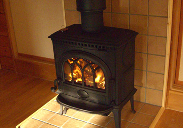 蓼科　H様邸　JOTUL　F3(BP)