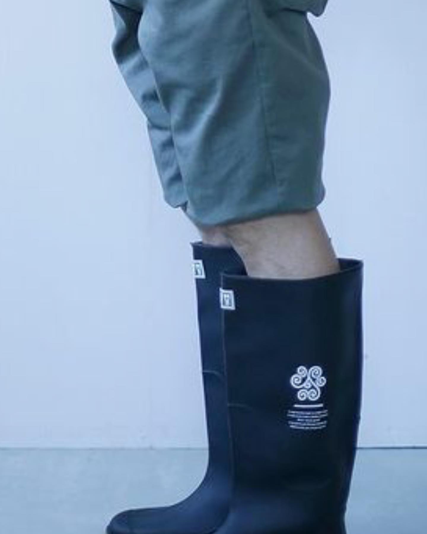 Remilla レミーラ から なんと長靴 ついに長靴 さらに履きやすさを重視したゴムバンド付き 梅雨 足下からカッコつけよう Remilla Remillaclothing カッコいい 長靴 梅雨 ストーブハウス原村 八ヶ岳 原村 富士見 蓼科 Remilla レミーラ から なんと長靴 ついに長靴 さらに履きやすさを重視したゴムバンド付き 梅雨 足下からカッコつけよう Remilla Remillaclothing カッコいい 長靴 梅雨 ストーブハウス原村 八ヶ岳 原村 富士見 蓼科